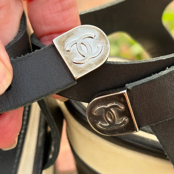 Luxurious Chanel Colorblock Leather Platforms 37 Authentic Damaged - Picture 8 of 13